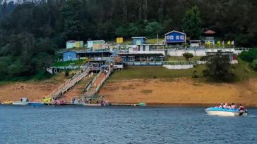 Family Water Sports Adventures: Surf, Paddle & Raft 2025