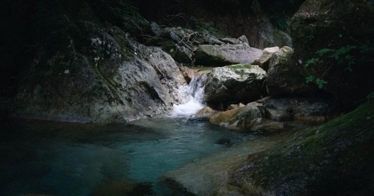 10 Hidden Hot Springs for Relaxation & Adventure in 2025